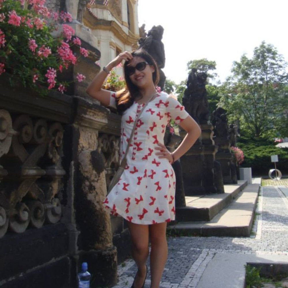 Meet your Posher, Nina